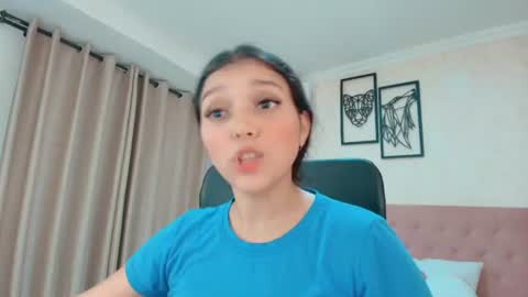 Sarahs Room online show from July 15, 11:54 pm