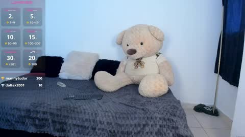 PARKER online show from April 10, 4:33 pm