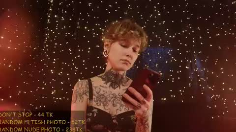 Niki  free tg channel with some photos gifs and info about streams  online show from June 17, 8:28 am
