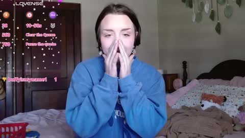 Kori online show from April 7, 5:24 pm