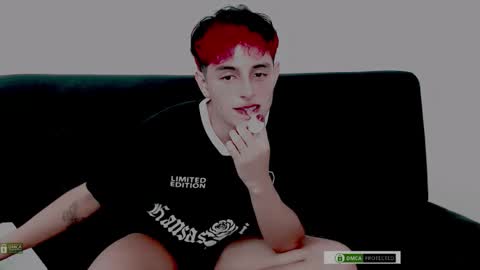 littlezhalem online show from December 14, 5:35 am