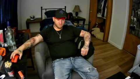 livingpuddle online show from May 5, 4:04 pm