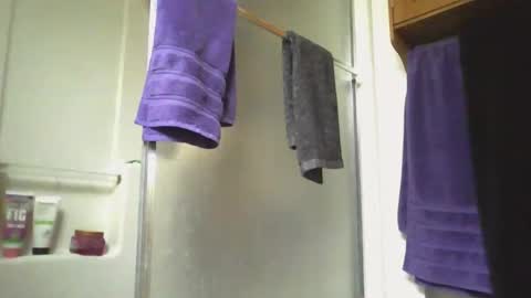 Liv Mirage online show from November 6, 8:10 pm