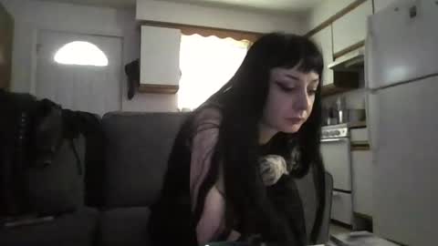 Liv Mirage online show from March 3, 8:04 pm