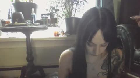 Liv Mirage online show from May 21, 8:27 pm