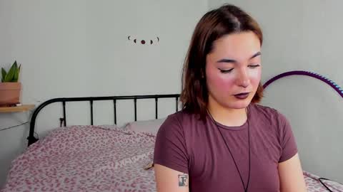 liyaflyhigh online show from June 8, 2:50 pm