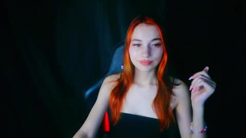 Snapshot of liza__kitty chatting on May 7, 6:02 pm Liza Kitty online show from May 7, 6:02 pm