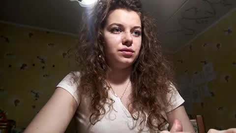 Molly online show from April 26, 5:10 pm