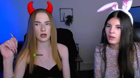 lizzie_boom online show from September 12, 1:11 pm