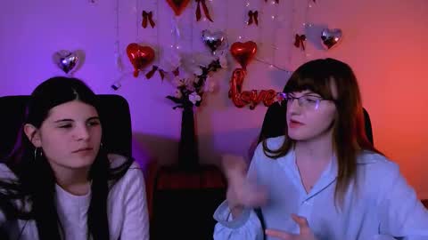 lizzie_boom online show from February 13, 8:27 pm