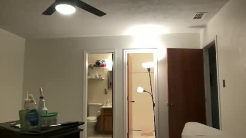 Lizzy online show from January 16, 1:31 am