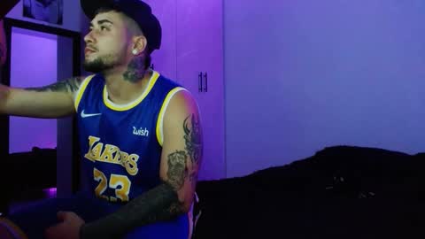 lliamm 2 online show from February 17, 6:10 am