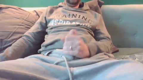 Lnkn online show from April 3, 2:59 pm