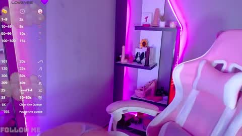 Pamela online show from December 8, 5:55 pm