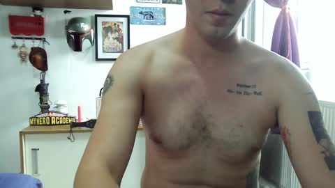 Lobo online show from January 4, 7:23 pm