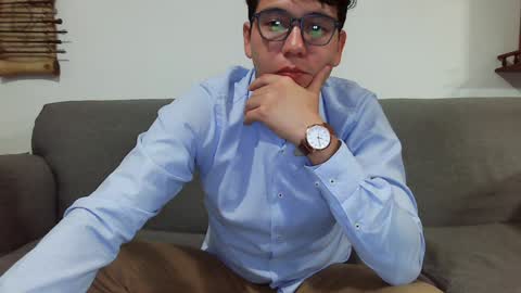 Lobo online show from January 27, 1:48 am