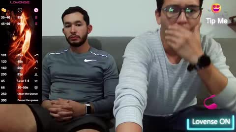 Lobo online show from October 6, 12:30 am