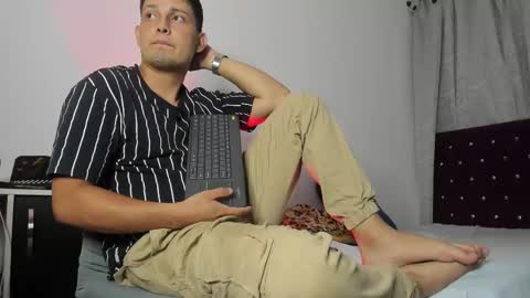 Logan morris online show from February 8, 3:19 am