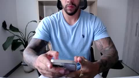 Logan Wolfp online show from July 1, 11:04 pm