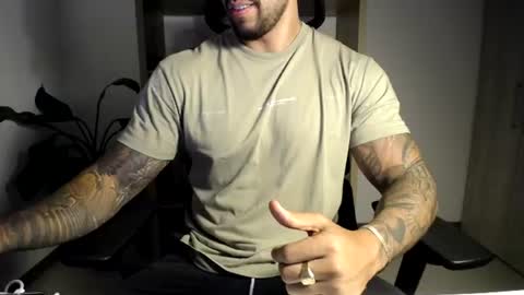 Logan Wolfp online show from July 14, 4:17 am