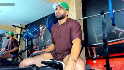 U can call me Logan online show from June 30, 1:39 am