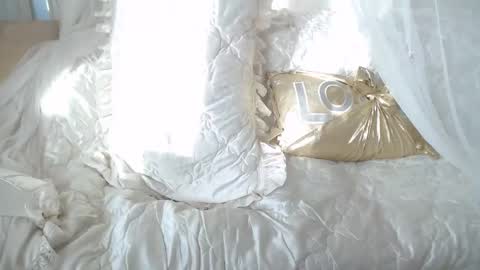 Lilu online show from November 26, 7:31 am