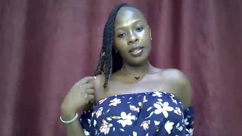 lola_beib online show from May 7, 9:14 am