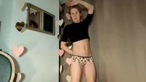 lola_belgium online show from March 14, 5:51 pm