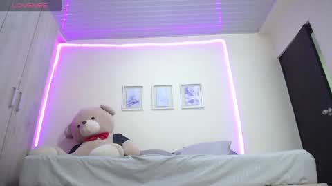 Lola Calypso online show from April 9, 6:19 am