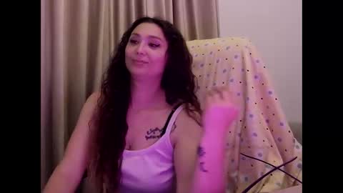 lola online show from May 26, 2:57 pm