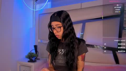 lola_js online show from December 2, 9:54 pm