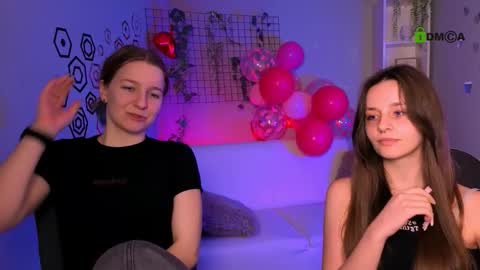 lola_shyy online show from March 4, 12:11 pm