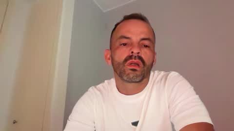 lolaandresbis online show from May 17, 3:19 pm