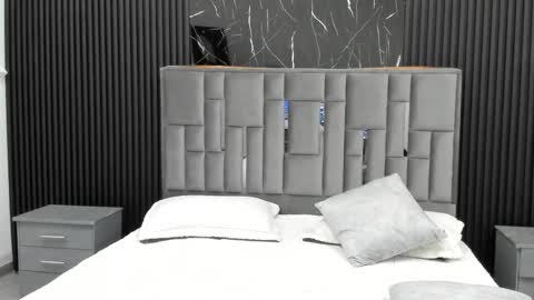 Lola Angel online show from November 28, 8:22 pm