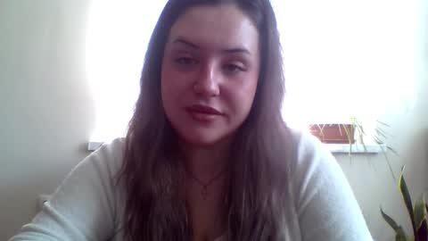 Lola online show from March 16, 9:35 am