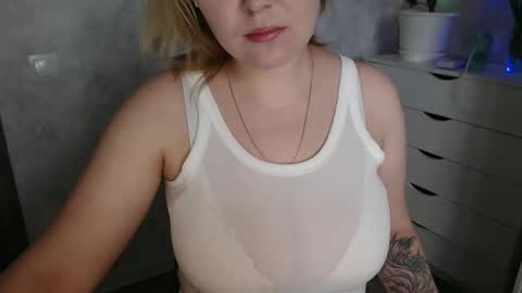 kiss online show from April 26, 5:38 am