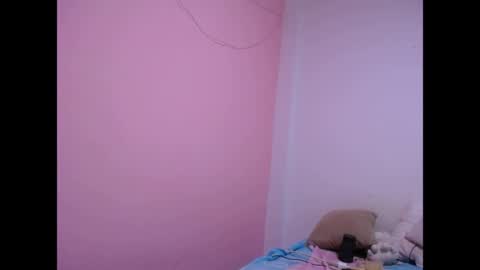 Snapshot of lolitabitchhorney_ chatting on April 3, 4:54 am Lolita online show from April 3, 4:54 am