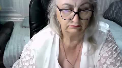 LolkaAlyss online show from June 3, 8:06 am
