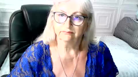 Snapshot of lolkaalyss chatting on July 12, 11:12 am LolkaAlyss online show from July 12, 11:12 am