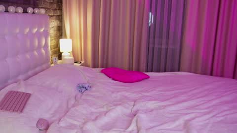 Victoria online show from January 30, 7:48 pm