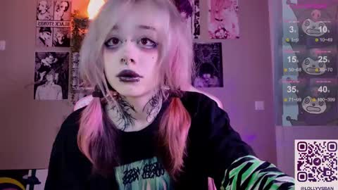 Lolly   online show from February 23, 9:05 pm