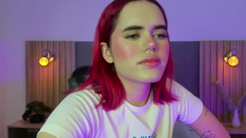 L O L Y online show from May 13, 2:20 am