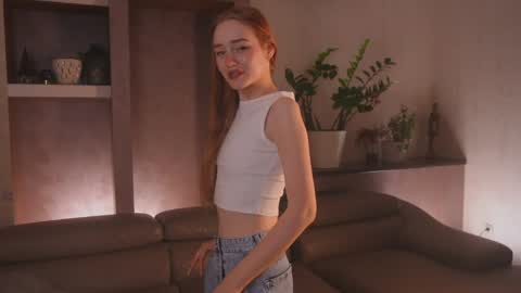 Mary online show from May 27, 7:22 pm