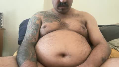 Snapshot of london_lad_101 chatting on June 19, 10:41 am london_lad_101 online show from June 19, 10:41 am