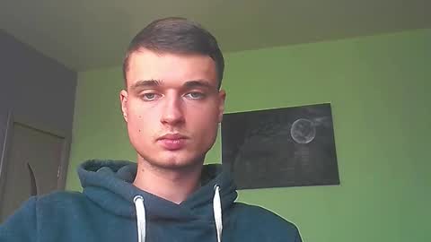 Snapshot of london_tomy chatting on January 12, 12:32 pm london_tomy online show from January 12, 12:32 pm