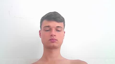 Snapshot of london_tomy chatting on March 13, 2:45 pm london_tomy online show from March 13, 2:45 pm