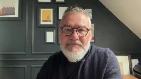 EnglishBear online show from June 3, 10:07 am