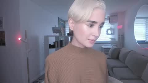 SABRINA online show from February 10, 5:41 pm