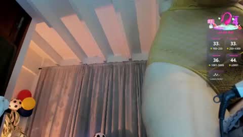 Snapshot of lonely_shewolf chatting on July 6, 5:48 pm Jennifer online show from July 6, 5:48 pm