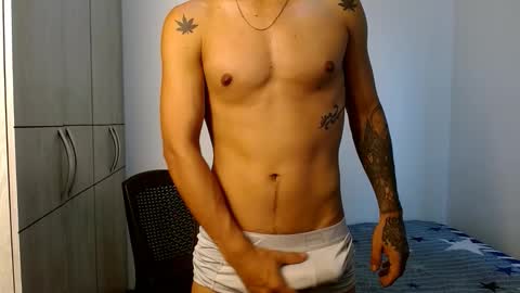 lonelydick2002 online show from February 16, 8:38 pm